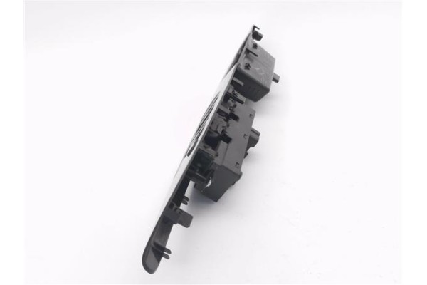 Recambio de mando elevalunas delantero izquierdo para mitsubishi space star (a00) 1.2 motion referencia OEM IAM 8608A301 7221C68