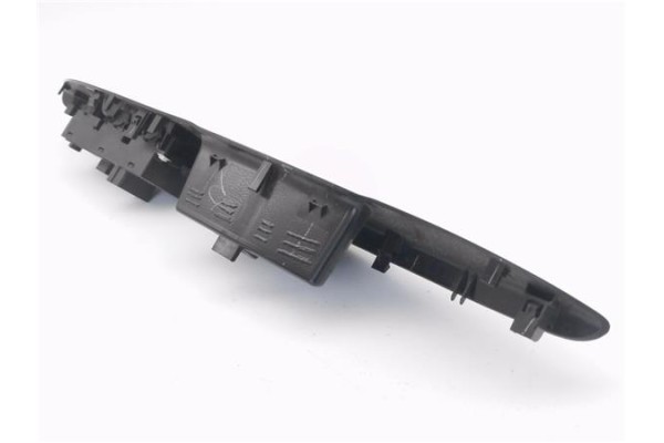 Recambio de mando elevalunas delantero izquierdo para mitsubishi space star (a00) 1.2 motion referencia OEM IAM 8608A301 7221C68