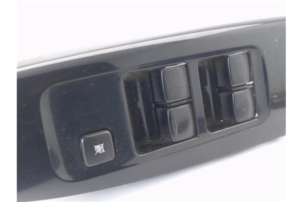 Recambio de mando elevalunas delantero izquierdo para mitsubishi space star (a00) 1.2 motion referencia OEM IAM 8608A301 7221C68