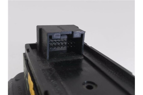 Recambio de mando elevalunas delantero izquierdo para audi allroad quattro (4b5) 2.5 tdi (132kw) referencia OEM IAM 4B0959851B  