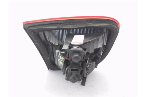 Recambio de piloto porton trasero derecho para seat leon (1m1) 1.6 16 v referencia OEM IAM 1M6945092B  