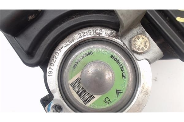 Recambio de bomba servodireccion para citroen xsara picasso 2.0 hdi referencia OEM IAM 9636320580  