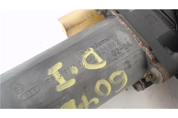 Recambio de mecanismo elevalunas delantero izquierdo para ford ka (ccq) 1.3 i referencia OEM IAM 0130821682  