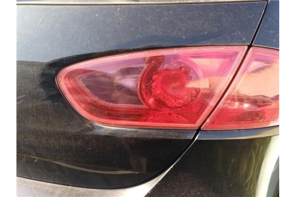Recambio de piloto porton trasero derecho para seat leon (1p1) 1.6 tdi referencia OEM IAM   