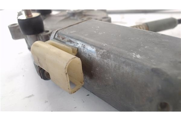 Recambio de mecanismo elevalunas delantero derecho para ford fiesta iii (gfj) 1.4 cat referencia OEM IAM 89FBA27000AF  