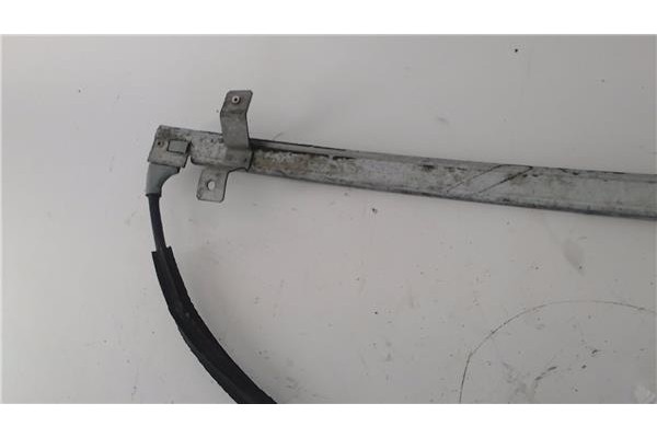 Recambio de mecanismo elevalunas delantero izquierdo para ford fiesta iii (gfj) 1.4 cat referencia OEM IAM 0130821228  