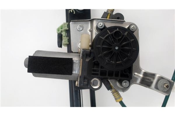 Recambio de mecanismo elevalunas delantero izquierdo para bmw serie 3 compacto (e46) referencia OEM IAM 8251349  