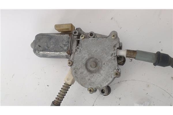 Recambio de mecanismo elevalunas delantero izquierdo para ford fiesta iii (gfj) 1.4 cat referencia OEM IAM 0130821228  