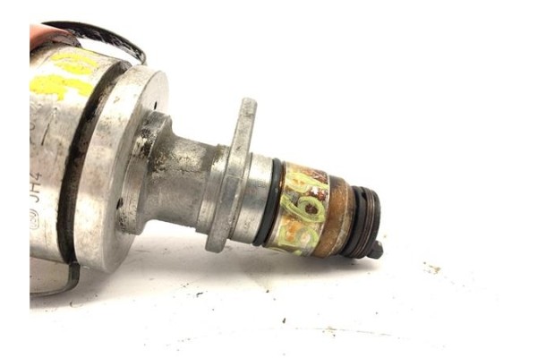 Recambio de delco para saab 900 berlina 2.0 i referencia OEM IAM BOSCH 0237520054 