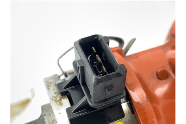 Recambio de delco para saab 900 berlina 2.0 i referencia OEM IAM BOSCH 0237520054 