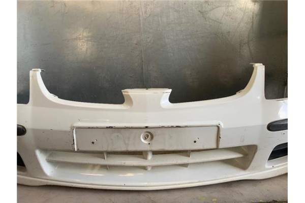 Recambio de paragolpes delantero para nissan almera tino (v10m) 1.8 referencia OEM IAM F20224U340  