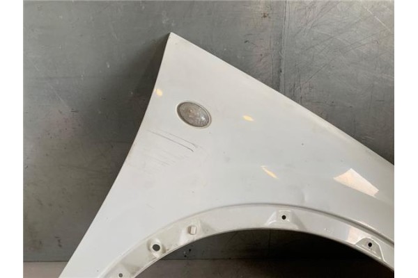 Recambio de aleta delantero derecha para opel combo (corsa c) 1.3 cdti 16v referencia OEM IAM 1102030  