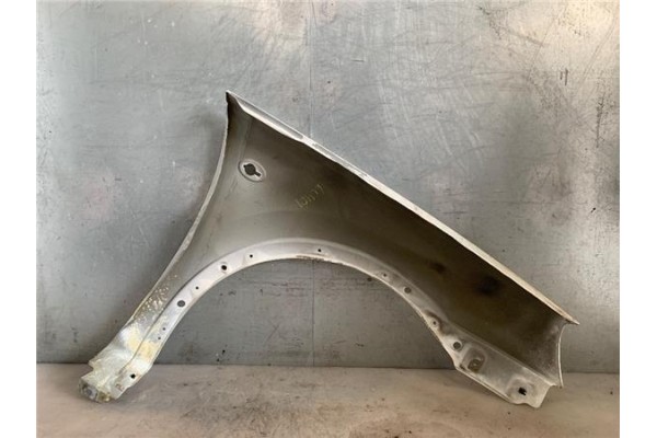 Recambio de aleta delantero izquierda para opel combo (corsa c) 1.3 cdti 16v referencia OEM IAM 1101031  