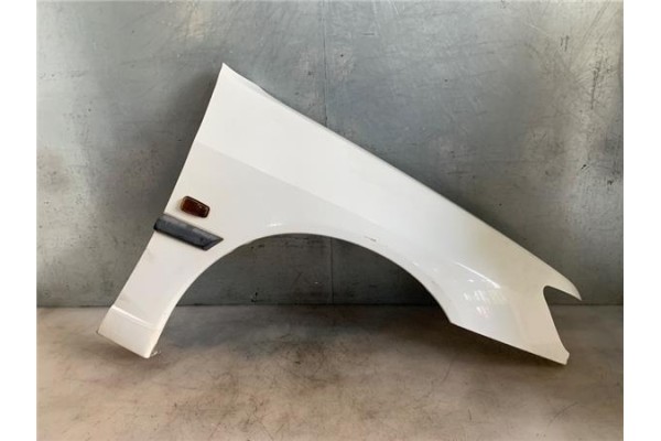 Recambio de aleta delantero derecha para peugeot 306 (7b, n3, n5) 1.6 referencia OEM IAM 7841K8  