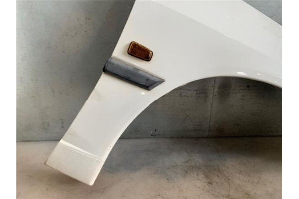 Recambio de aleta delantero derecha para peugeot 306 (7b, n3, n5) 1.6 referencia OEM IAM 7841K8  