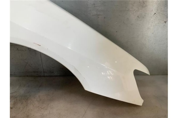 Recambio de aleta delantero derecha para peugeot 306 (7b, n3, n5) 1.6 referencia OEM IAM 7841K8  