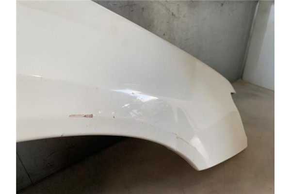 Recambio de aleta delantero derecha para peugeot 306 (7b, n3, n5) 1.6 referencia OEM IAM 7841K8  