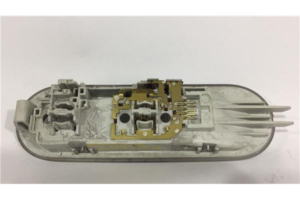 Recambio de luz interior techo para renault kangoo ii (2008) 1.5 dci (kw0b) referencia OEM IAM 8200074362  
