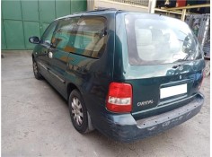 kia carnival del año 2005