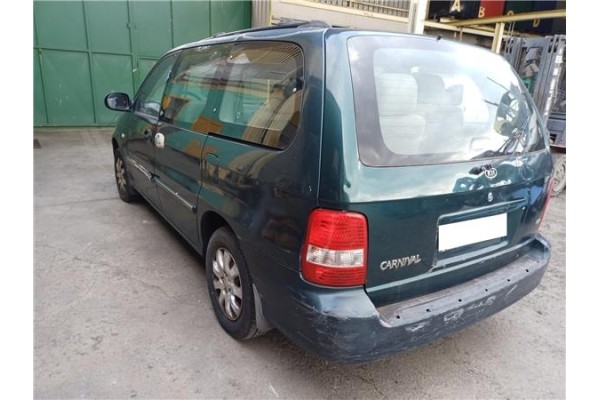 kia carnival del año 2005