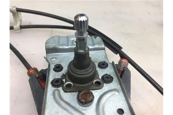 Recambio de mecanismo elevalunas delantero izquierdo para volkswagen polo iii (6n1) 60 1.4 referencia OEM IAM 6N3837401  