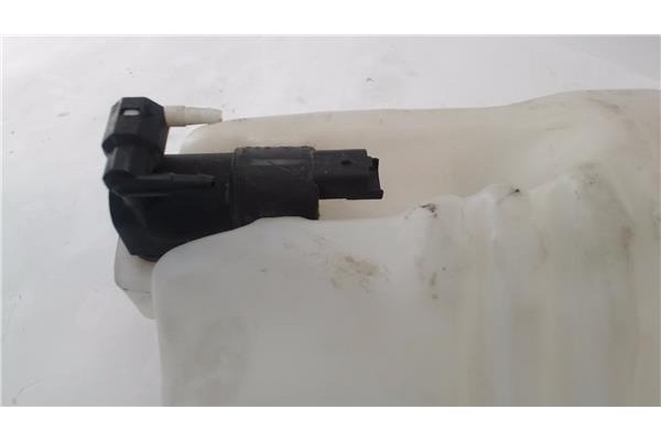 Recambio de deposito limpiaparabrisas para nissan almera tino (v10m) 1.8 referencia OEM IAM 28910BU100   Recambio de deposito limpiaparabrisas para nissan almera tino (v10m) 1.8 referencia OEM IAM 28910BU100