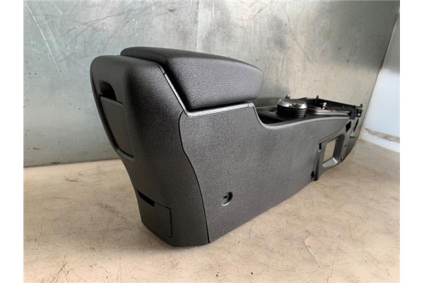 Recambio de embellecedor consola central para opel astra j 1.6 referencia OEM IAM   