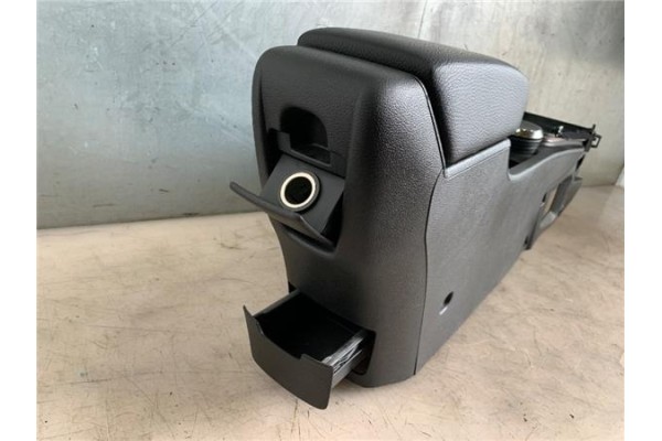 Recambio de embellecedor consola central para opel astra j 1.6 referencia OEM IAM   