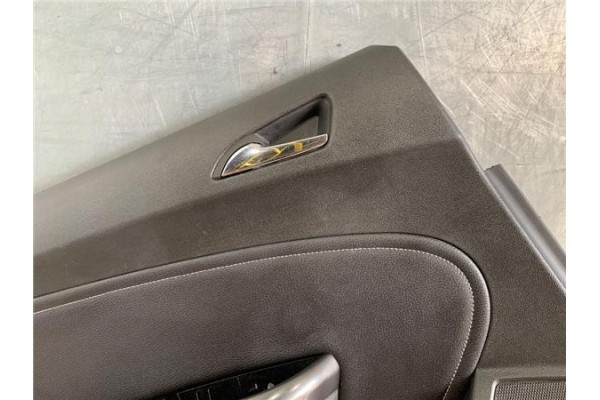 Recambio de guarnecido puerta trasero izquierda para opel astra j 1.6 referencia OEM IAM   