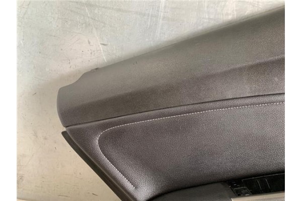 Recambio de guarnecido puerta trasero izquierda para opel astra j 1.6 referencia OEM IAM   