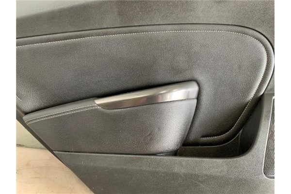 Recambio de guarnecido puerta trasero izquierda para opel astra j 1.6 referencia OEM IAM   