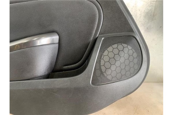Recambio de guarnecido puerta trasero izquierda para opel astra j 1.6 referencia OEM IAM   