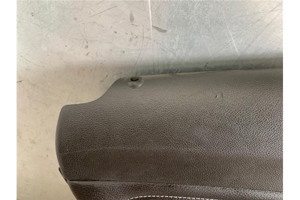 Recambio de guarnecido puerta trasero izquierda para opel astra j 1.6 referencia OEM IAM   