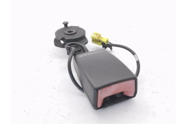 Recambio de anclaje cinturon trasero central para mercedes-benz clase a (bm 169) 2.0 a 180 cdi (169.007) referencia OEM IAM 1698 Recambio de anclaje cinturon trasero central para mercedes-benz clase a (bm 169) 2.0 a 180 cdi (169.007) referencia OEM IAM 1698