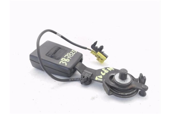 Recambio de anclaje cinturon trasero central para mercedes-benz clase a (bm 169) 2.0 a 180 cdi (169.007) referencia OEM IAM 1698 Recambio de anclaje cinturon trasero central para mercedes-benz clase a (bm 169) 2.0 a 180 cdi (169.007) referencia OEM IAM 1698