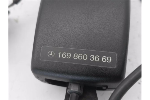 Recambio de anclaje cinturon trasero central para mercedes-benz clase a (bm 169) 2.0 a 180 cdi (169.007) referencia OEM IAM 1698 Recambio de anclaje cinturon trasero central para mercedes-benz clase a (bm 169) 2.0 a 180 cdi (169.007) referencia OEM IAM 1698