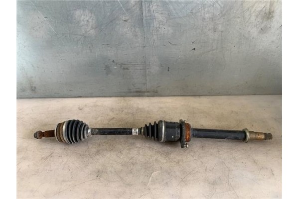 Recambio de palier delantero derecho para toyota auris (e15) 2.0 d-4d referencia OEM IAM   