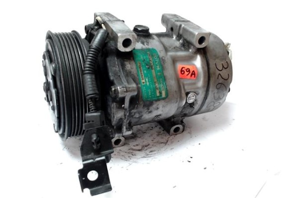 Recambio de compresor aire acond. para renault megane i fase 2 berlina (ba0) 1.9 d rt referencia OEM IAM 7700866828B 699545 (770