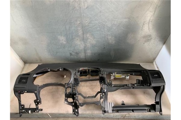 Recambio de salpicadero para toyota auris (e15) 2.0 d-4d referencia OEM IAM   