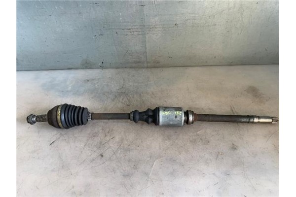 Recambio de palier delantero derecho para renault clio iii 1.5 dci (c/br1g) referencia OEM IAM 8200618111  