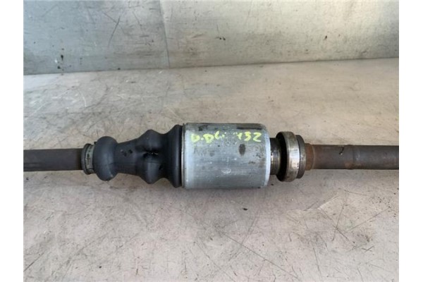 Recambio de palier delantero derecho para renault clio iii 1.5 dci (c/br1g) referencia OEM IAM 8200618111  