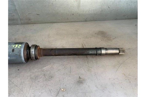 Recambio de palier delantero derecho para renault clio iii 1.5 dci (c/br1g) referencia OEM IAM 8200618111  