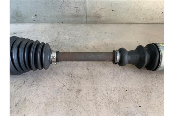 Recambio de palier delantero izquierdo para renault clio iii 1.5 dci (c/br1g) referencia OEM IAM 7711368512  