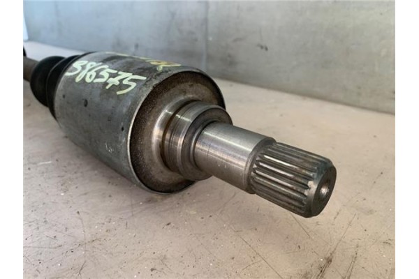 Recambio de palier delantero izquierdo para renault clio iii 1.5 dci (c/br1g) referencia OEM IAM 7711368512  
