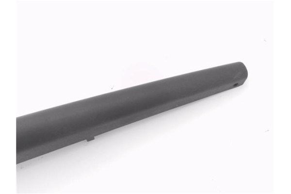 Recambio de brazo limpiaparabrisas trasero para fiat ii panda (169) 1.2 referencia OEM IAM 46835901  