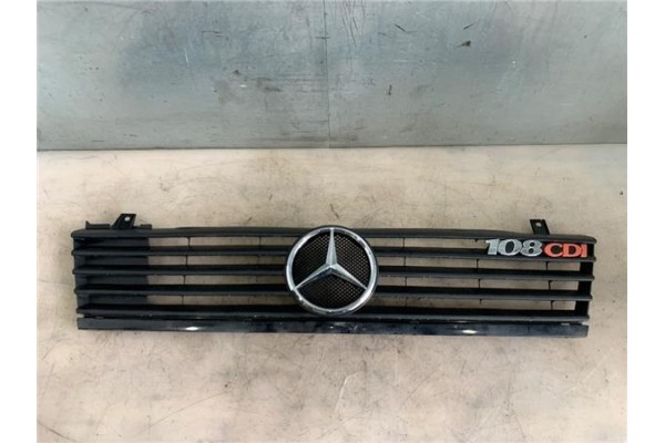 Recambio de rejilla paragolpes delantero para mercedes-benz vito furgón (638) 2.2 110 cdi  (638.094) referencia OEM IAM   