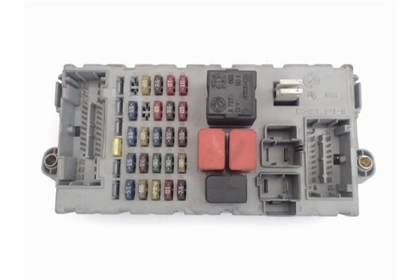 Recambio de caja fusibles/rele para fiat i doblo (119) 1.9 jtd (223axe1a) referencia OEM IAM 46817785  