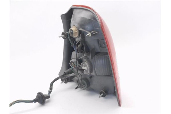 Recambio de piloto trasero izquierdo para mazda 323 f/s berlina (bj) 1.5 f exclusive referencia OEM IAM BJ1V51160B  