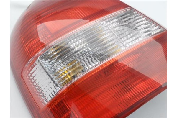 Recambio de piloto trasero izquierdo para mazda 323 f/s berlina (bj) 1.5 f exclusive referencia OEM IAM BJ1V51160B  