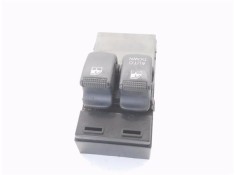 Recambio de mando elevalunas delantero izquierdo para hyundai getz (tb) 1.1 básico referencia OEM IAM 935701C230WK 935701C010 